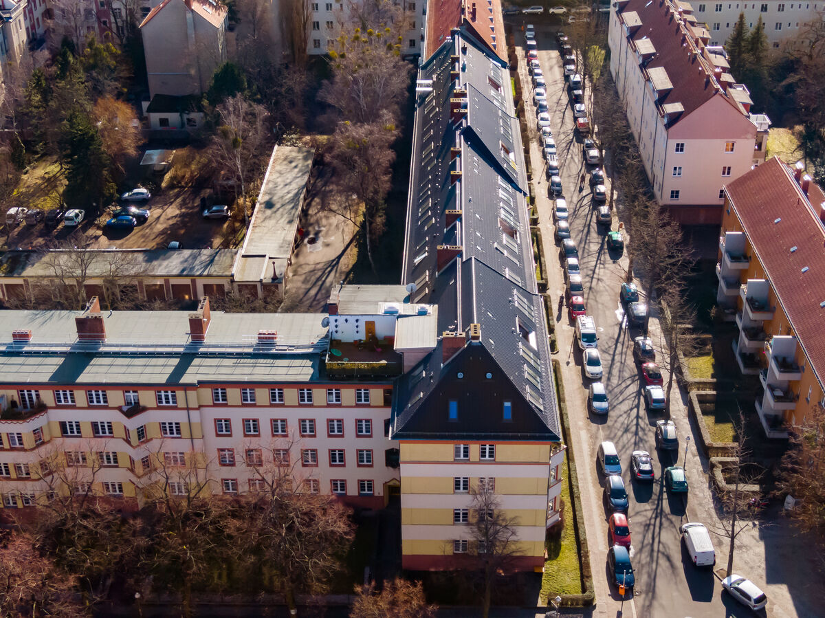 /3b4576a82fdbb67ca2f4b48ff3729c81.slideshow_reference/GAESS_DKI_03_slideshow_reference.jpg?v=3