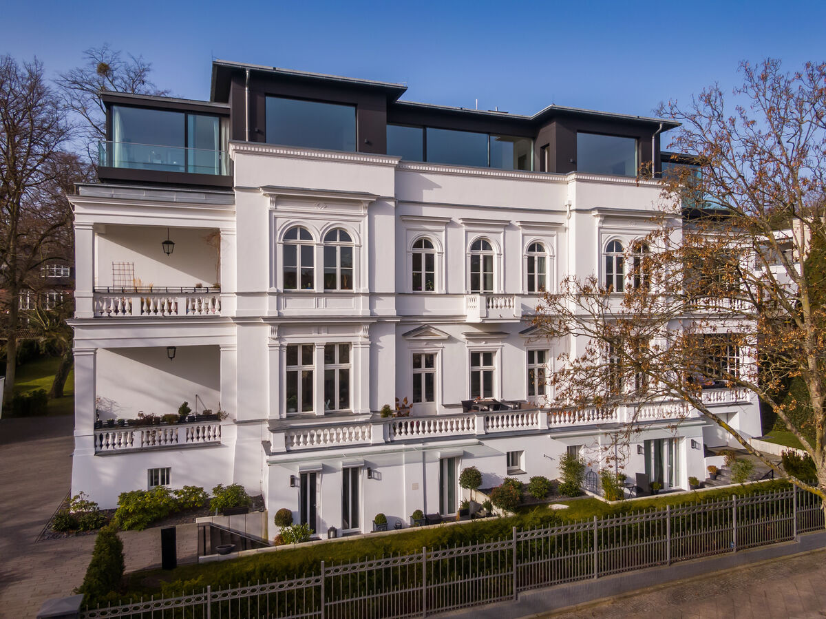 /af270abad67917a6d5fd089901504d4a.slideshow_reference/LOEW_DKI_02_slideshow_reference.jpg?v=3